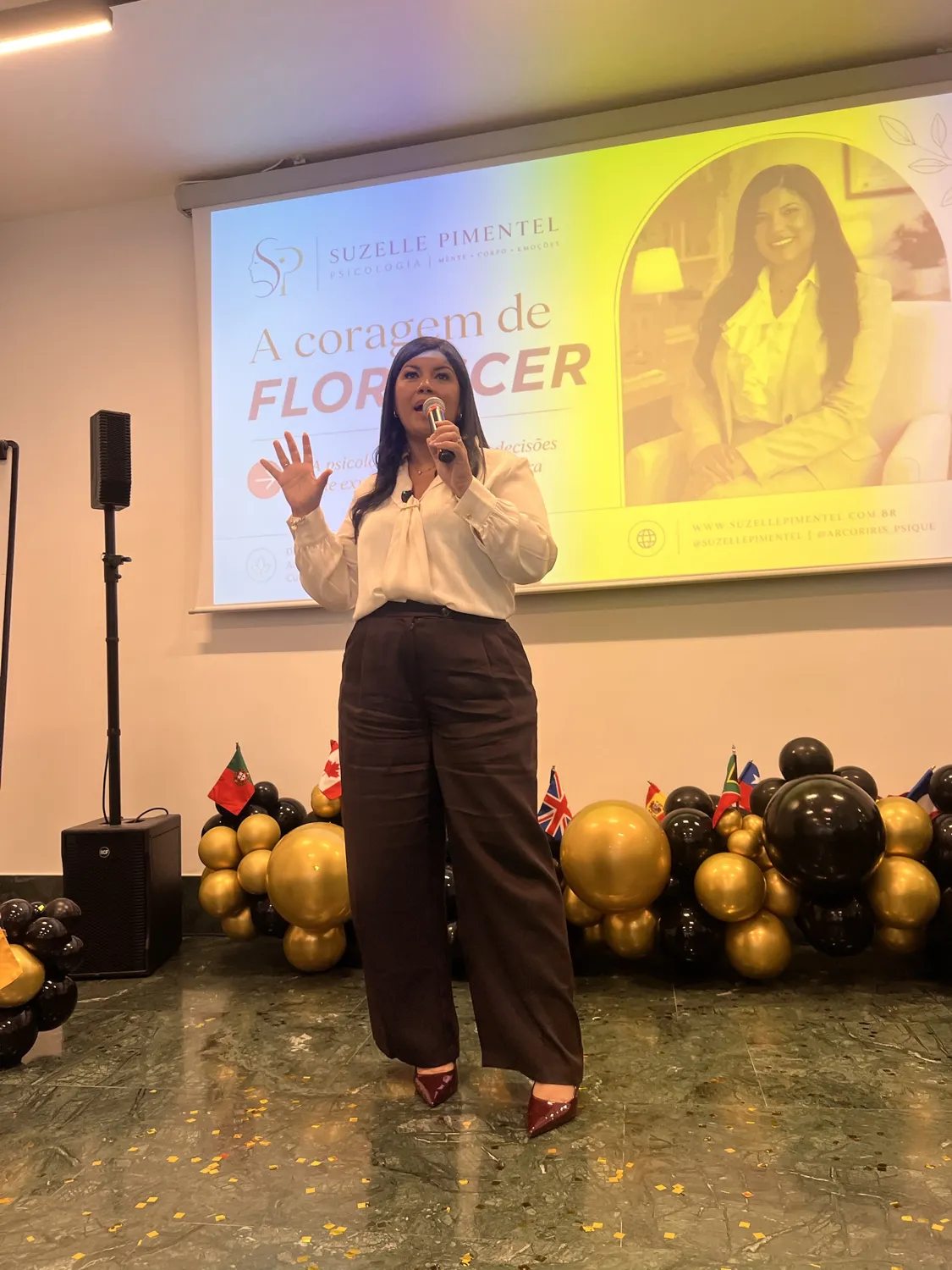 Suzelle Pimentel sul palco del Conexão Global a Milano